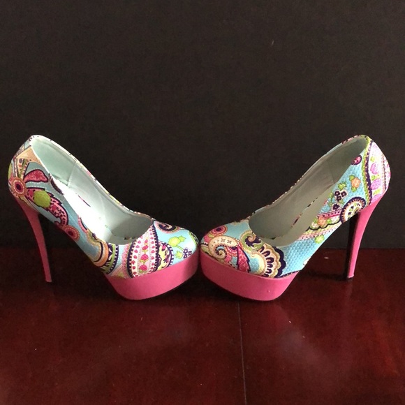 Show Story High Heels - Picture 4 of 6